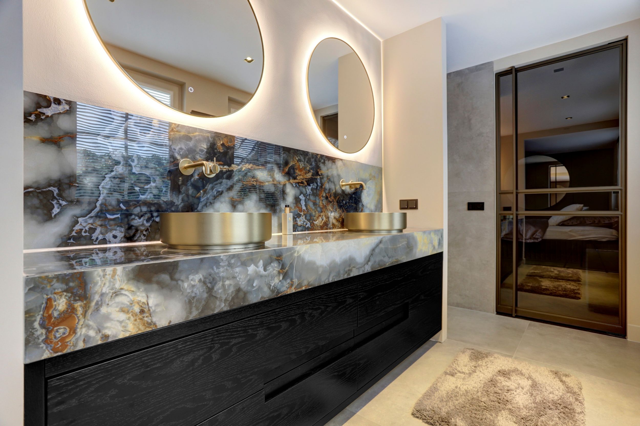 Bezoek een Megadump showroom in Tiel, Wormer, Dalen of Eindhoven