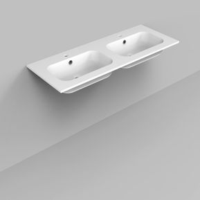 Producten/Arcqua/Marble/ImageGallery/marble-120-wastafel-dubbel-2-kraangaten-mat-wit-was119720-1.jpeg