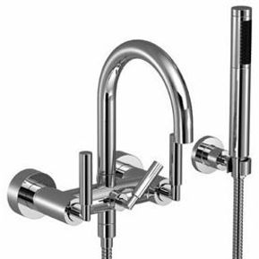 Producten/Dornbracht/Tara%20Classic/ImageGallery/dornbracht-tara-classic-badkraan-m-omstel-m-koppelingen-m-garnituur-chroom-2513388200-2513388200-1.jpeg