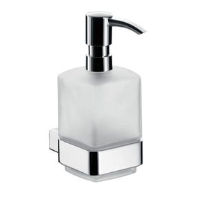 Producten/Emco/Loft/ImageGallery/emco-loft-zeepdispenser-m-satin-kristalglas-wandmodel-chroom-052100101-052100101-1.jpeg
