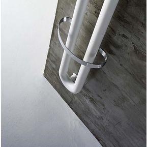 Producten/Instamat/Tubone-V/ImageGallery/handdoekrek-tbv-tubonev-chroom-rektvc-1.jpeg