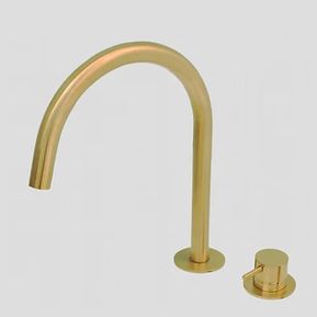 Producten/Lagoo/Garda/ImageGallery/wastafelmengkraan-2gats-met-draaibare-uitloop-medium-garda-brushed-brass-pvd-g1230bb-1.jpeg