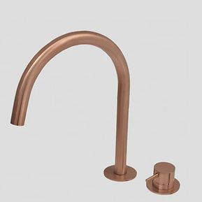 Producten/Lagoo/Garda/ImageGallery/wastafelmengkraan-2gats-met-draaibare-uitloop-medium-garda-brushed-copper-pvd-g1230bk-1.jpeg