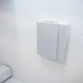 Producten/Mondiaz/CUBB/ImageGallery/mondiaz-cubb-spiegelkast-50x70x16cm-kleur-carrara-met-1-deur-pc7534163150-1.jpeg