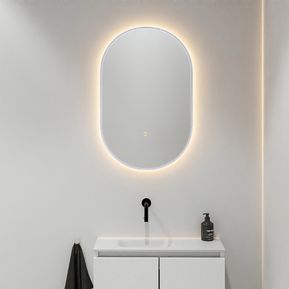 Producten/Mondiaz/GLOW/ImageGallery/mondiaz-glow-spiegel-ovaal-45x90cm-cale-bewegingssensor-led-verlichting-rondom-glow45x90cal-1.jpeg