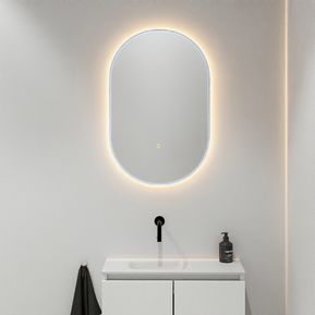 Producten/Mondiaz/GLOW/ImageGallery/mondiaz-glow-spiegel-ovaal-45x90cm-clay-bewegingssensor-led-verlichting-rondom-glow45x90cla-1.jpeg