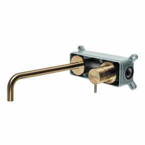 Producten/Qisani/Flow/ImageGallery/inbouwkraan-qisani-flow-hoog-geborsteld-goud-2560306-1.jpeg