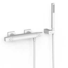 Producten/Tres/Over-wall/ImageGallery/tres-overwall-matt-white-overwall-thermostatische-kraan-voor-de-douche-antikalk-messing-handdouche-verstelbare-steun-voor-handdouche-satijnen-slang-vierkantronde-handgreep-19016459bm-1.jpeg